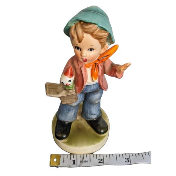 The Hummel Figurine Boy With Jack In The Box 
VINTAGE - Picture 3 of 10